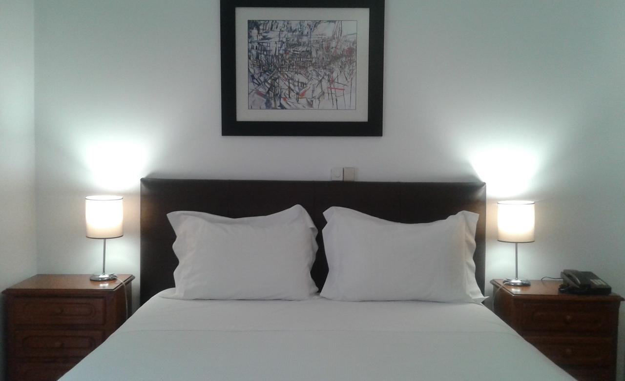 Hotel Tic Tac Bragança Zewnętrze zdjęcie